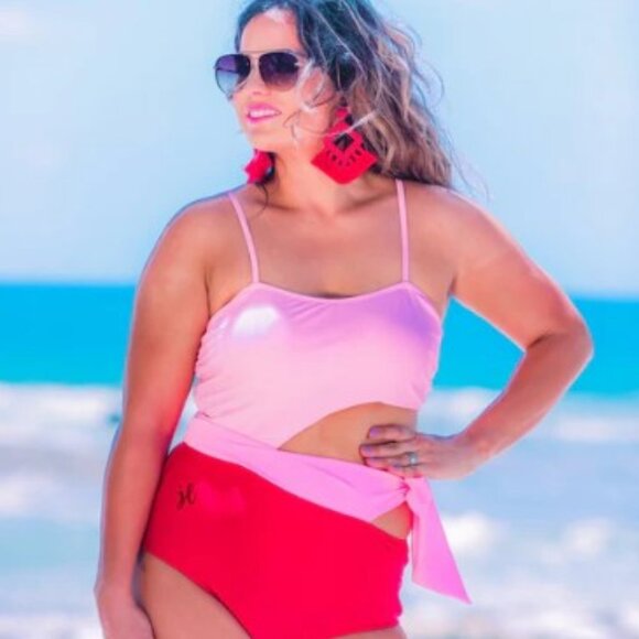 Heat Wave Side Tie One Piece Color Block Swimsuit - Picture 3 of 12